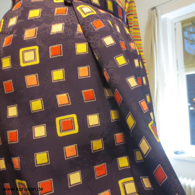 bunter Kimono Seide Rock mit tiefen Falten