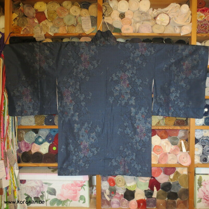 Dochugi Kimono Jacke feinste Kasuri Tsumugi mit Weinblätter und Trauben Muster