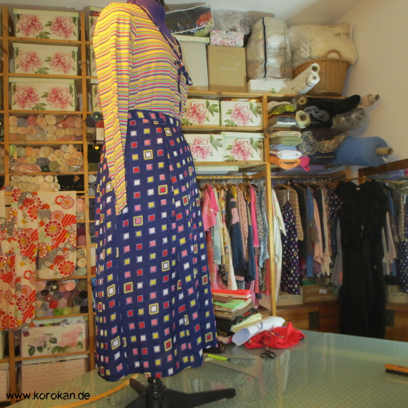 bunter Kimono Seide Rock mit tiefen Falten
