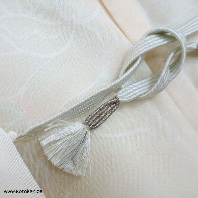 Urushi Chrysanthemen auf Wolke Seidenbrokat Haori Kimono Jacke