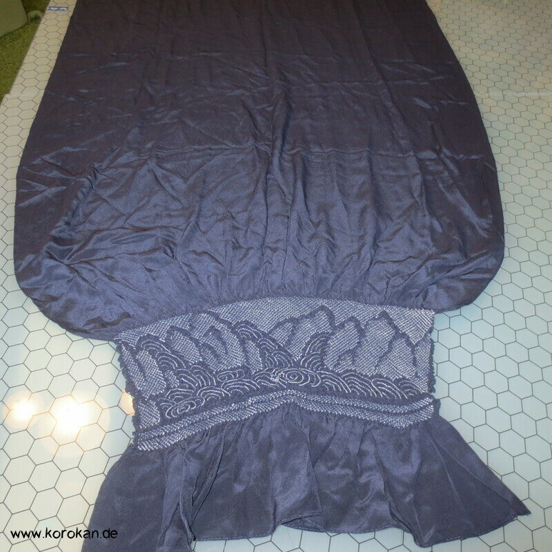 Wellen um Felsen Shibori Heko Obi - Chirimen Crepe