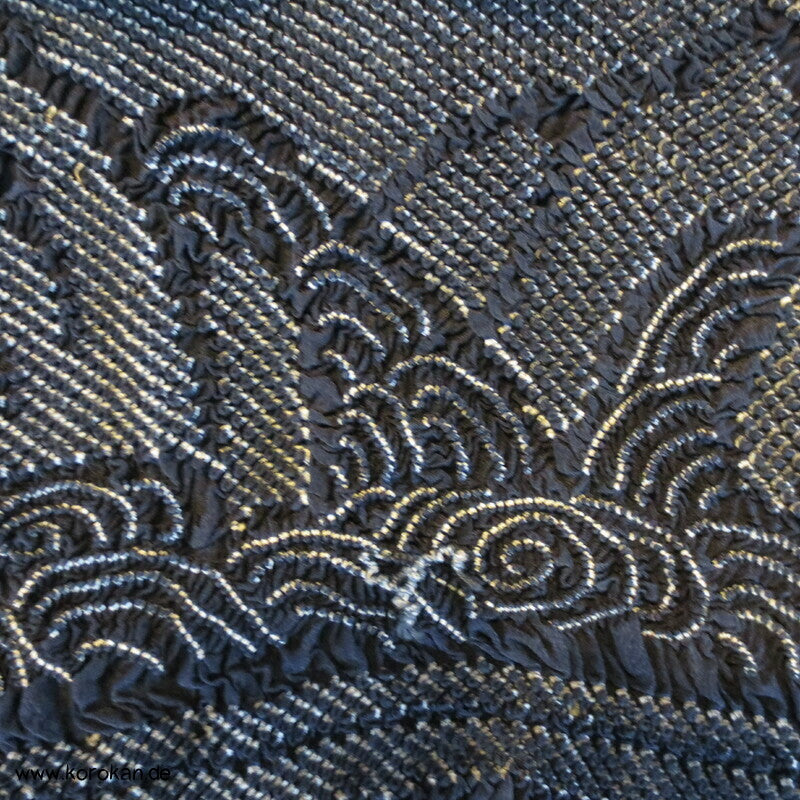 Wellen um Felsen Shibori Heko Obi - Chirimen Crepe