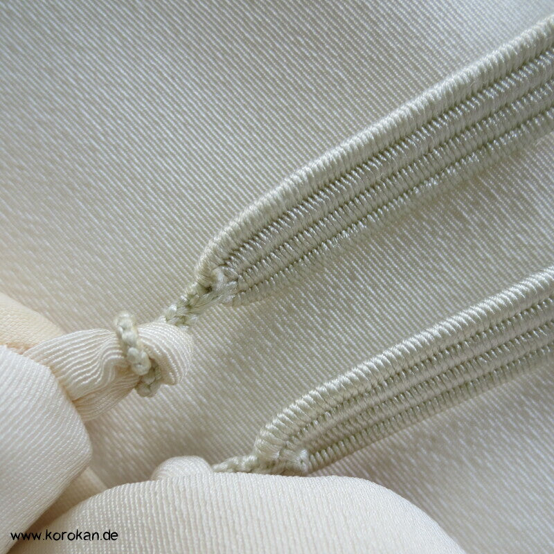 Urushi Chrysanthemen auf Wolke Seidenbrokat Haori Kimono Jacke