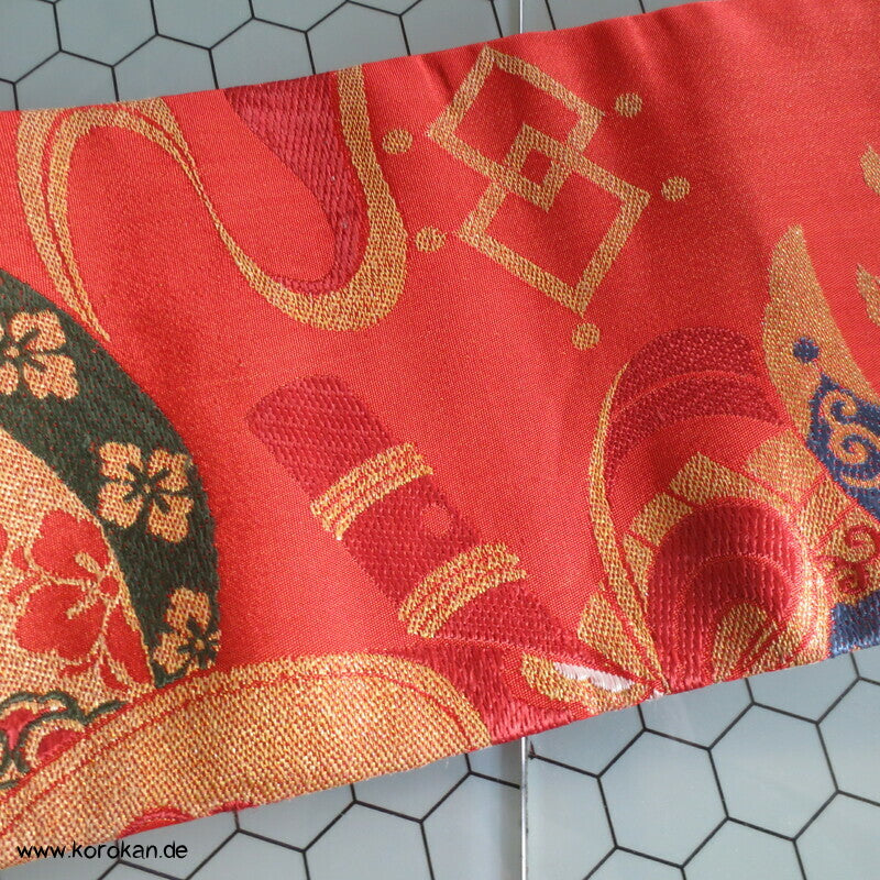 Nagoya Obi Kimonogürtel  Kringel und Tomoe Seiden Jacquard mit viel Gold
