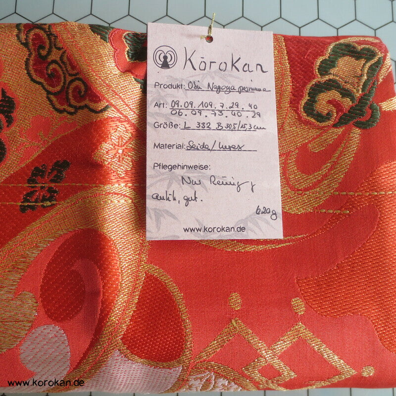 Nagoya Obi Kimonogürtel  Kringel und Tomoe Seiden Jacquard mit viel Gold