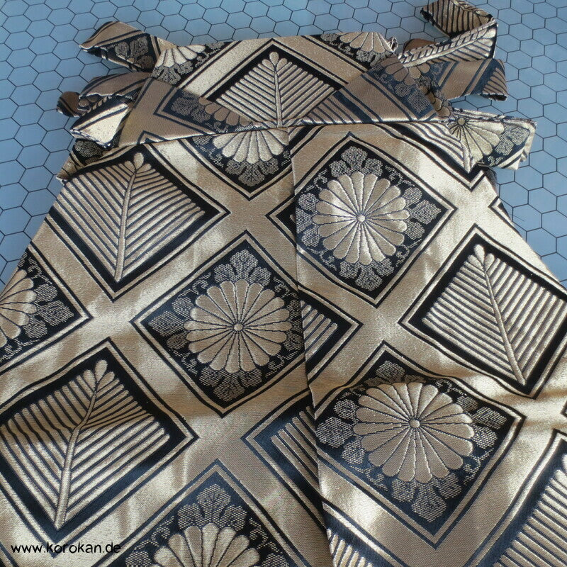Kiku und junge Kiefer Brokat Hakama - Umanori Kimono Hosen-Typ