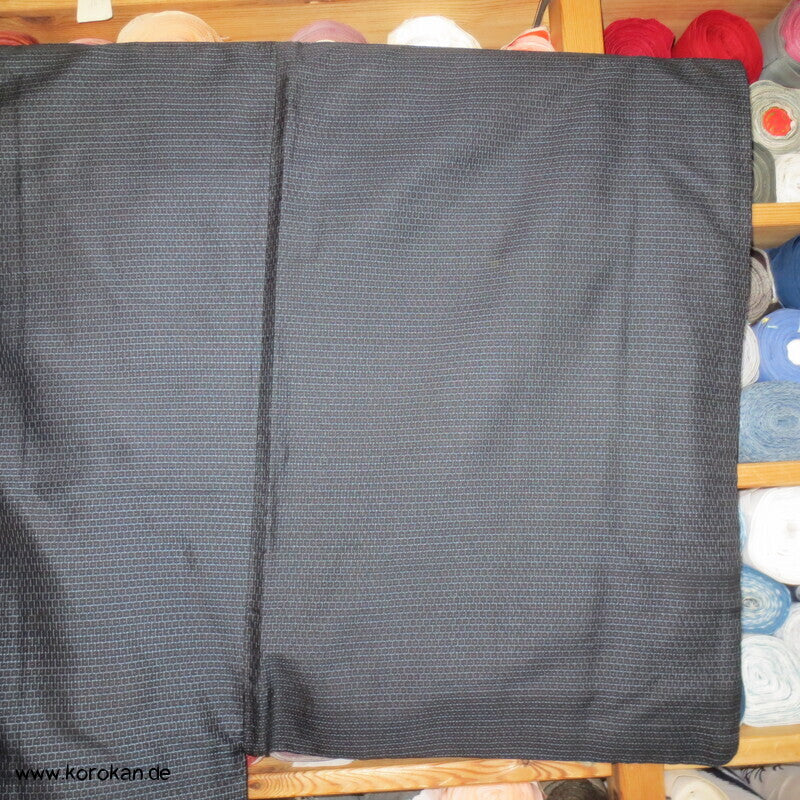 Kimono und Haori Set in blau schwarzer Kasuri Kikko Tsumugi Seide