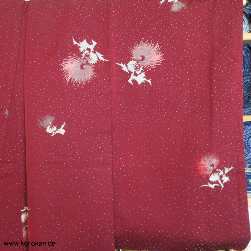 weinrot mit gewebten Silberdisteln Jacquard Seiden Kimono