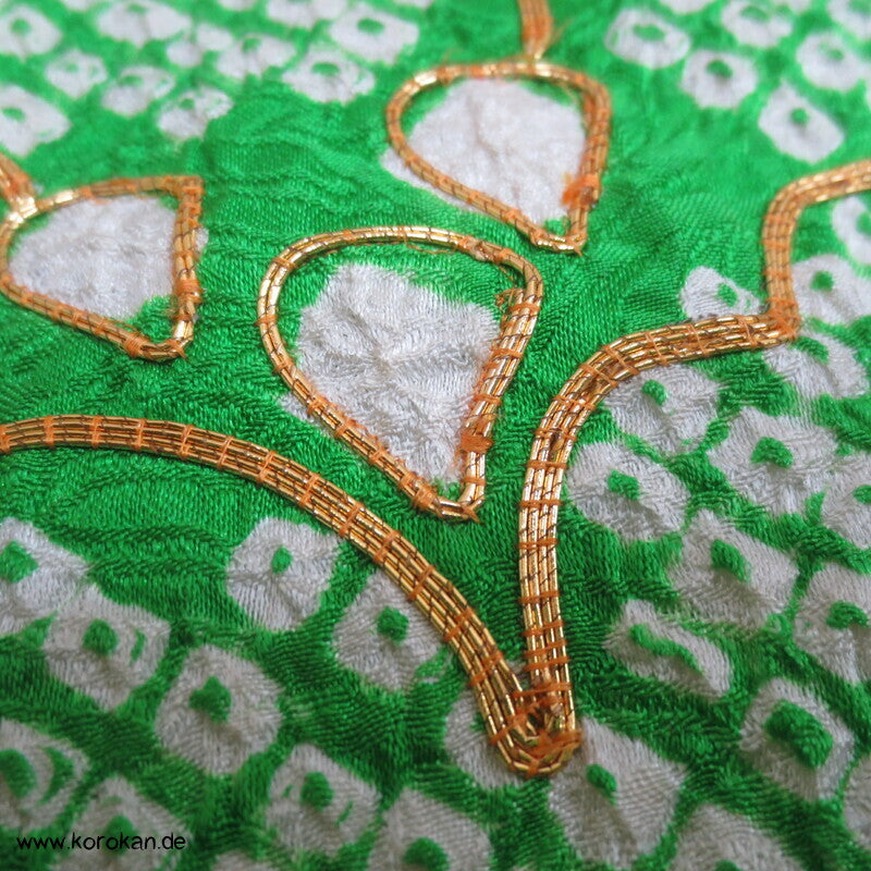 Kimono Full Shibori Päonien und Wellen Furisode, mit Goldstickerei