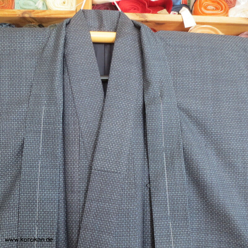 blauer Kasuri Seiden Tsumugi Ensemble, Kimono + Haori