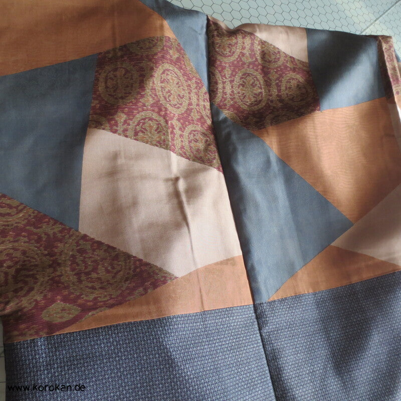 blauer Kasuri Seiden Tsumugi Ensemble, Kimono + Haori