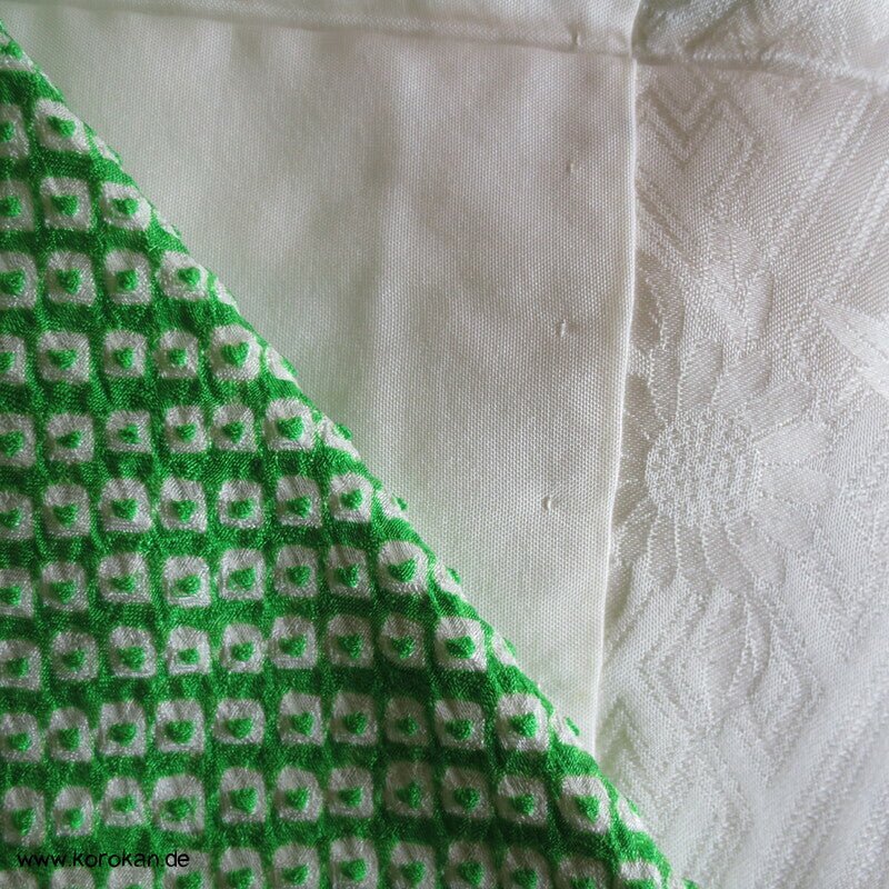Kimono Full Shibori Päonien und Wellen Furisode, mit Goldstickerei