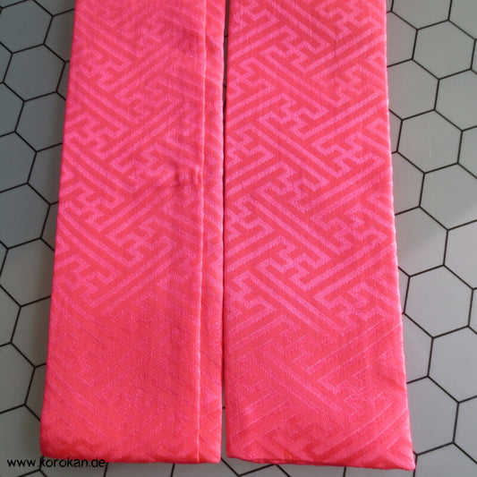 neon pink HanEri, gepolsterte Sayagata Seide