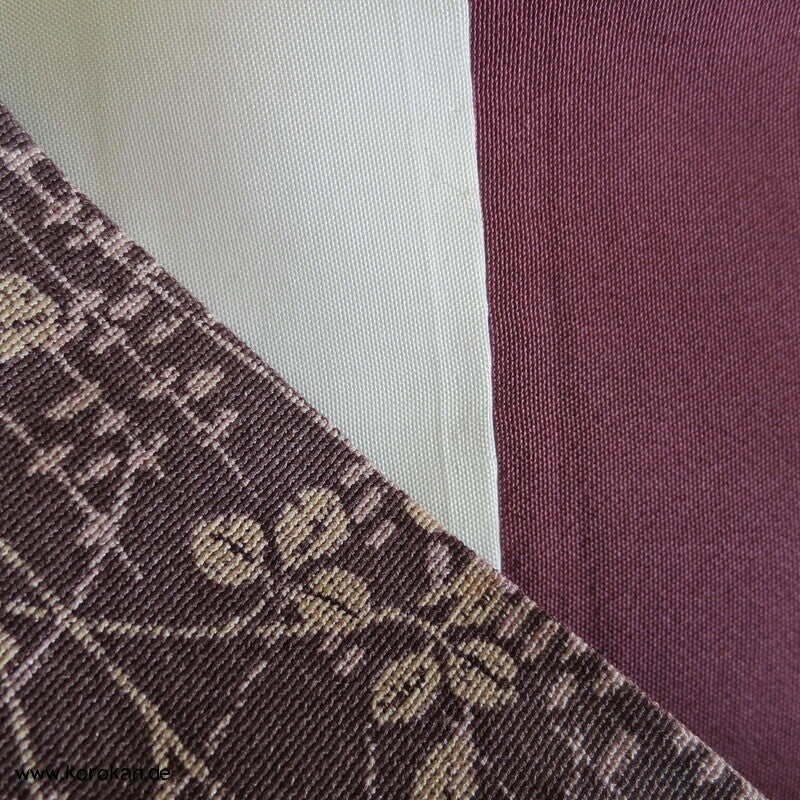 Herbstgräser flieder in mauve Komon Seidencrepe Kimono