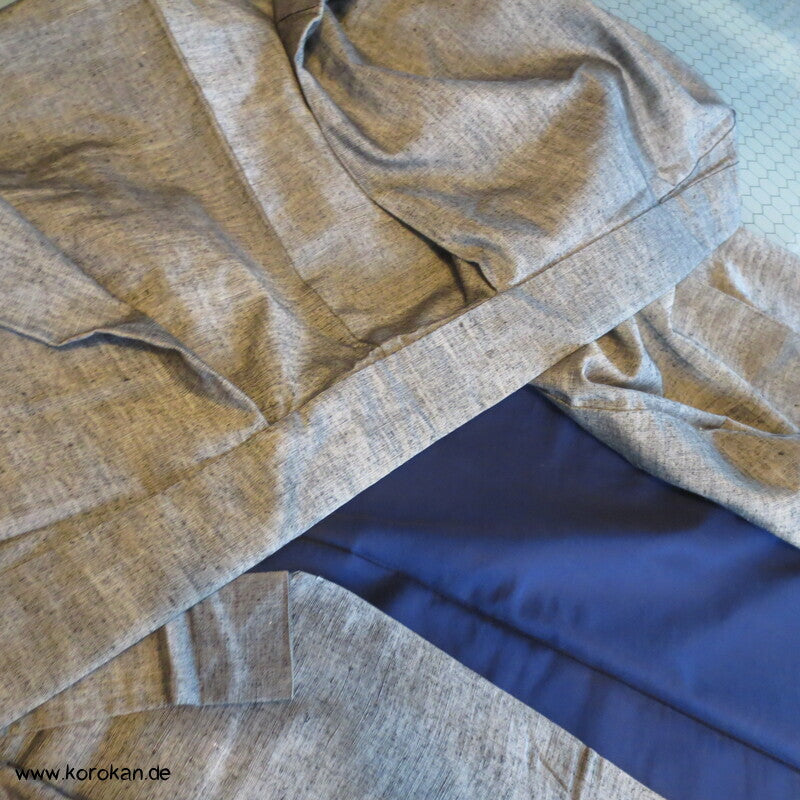 hellgrauer Herren Tsumugi Seiden Kimono
