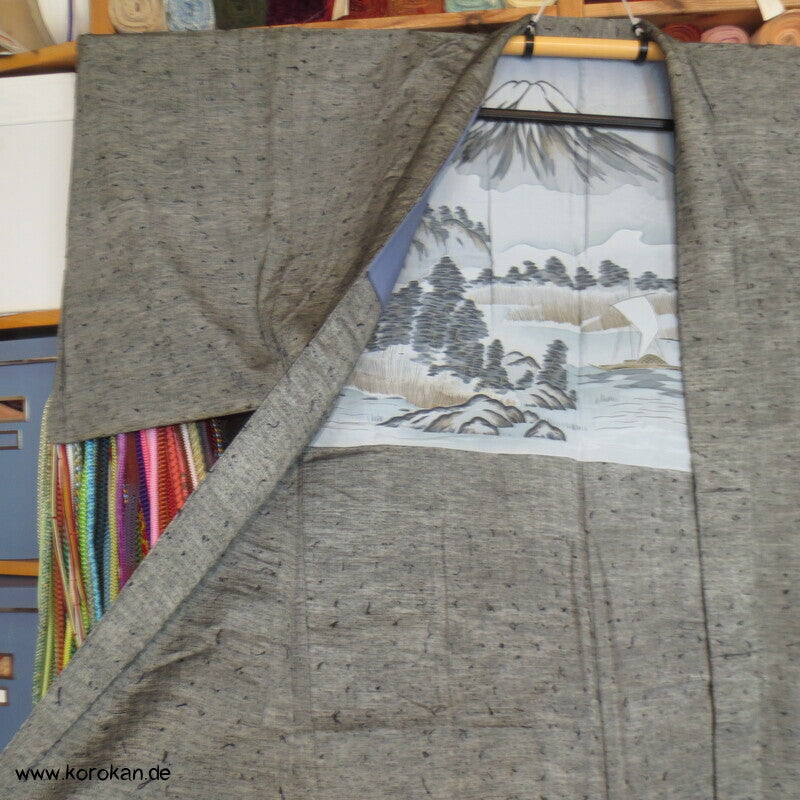 hellgraue Fushi Tsumugi Seiden Haori Jacke, Fuji San