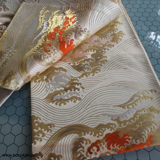 goldener Tsunami Fukuro Seidenbrokat Obi