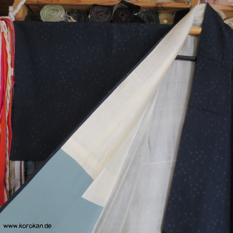 Tatewaku Wellenstreifen und Sternenhimmel Seiden Komon Kimono