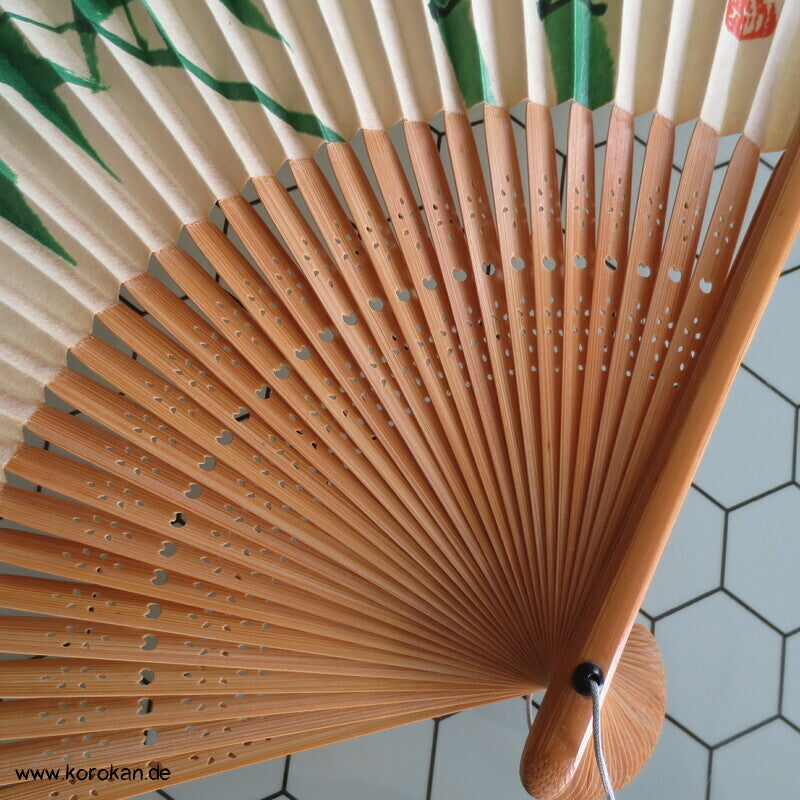 Japan Jigami Klappfächer, Papier auf Bambusstreben, Bambusmotiv