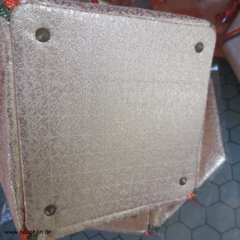 Kinchaku Zugbeutel - Tasche aus Brokat, goldglänzend