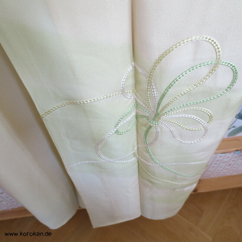 gestickter Kumihimo Tsukesage Kimono
