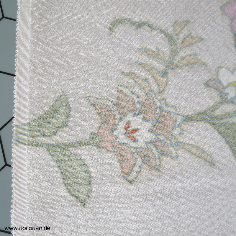 indisches Blumenmuster Bingata Tanmono, eingewebter Lurex