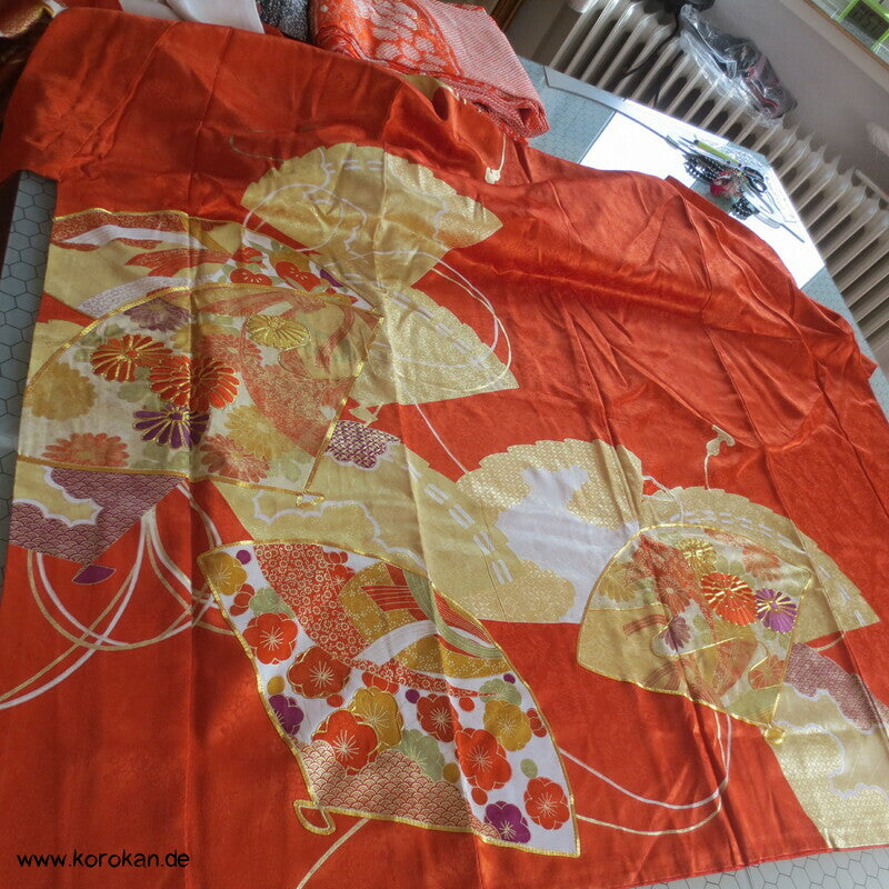 Furisode Kimono japanischer Fächer Golddruck - und stickerei Seidendamast