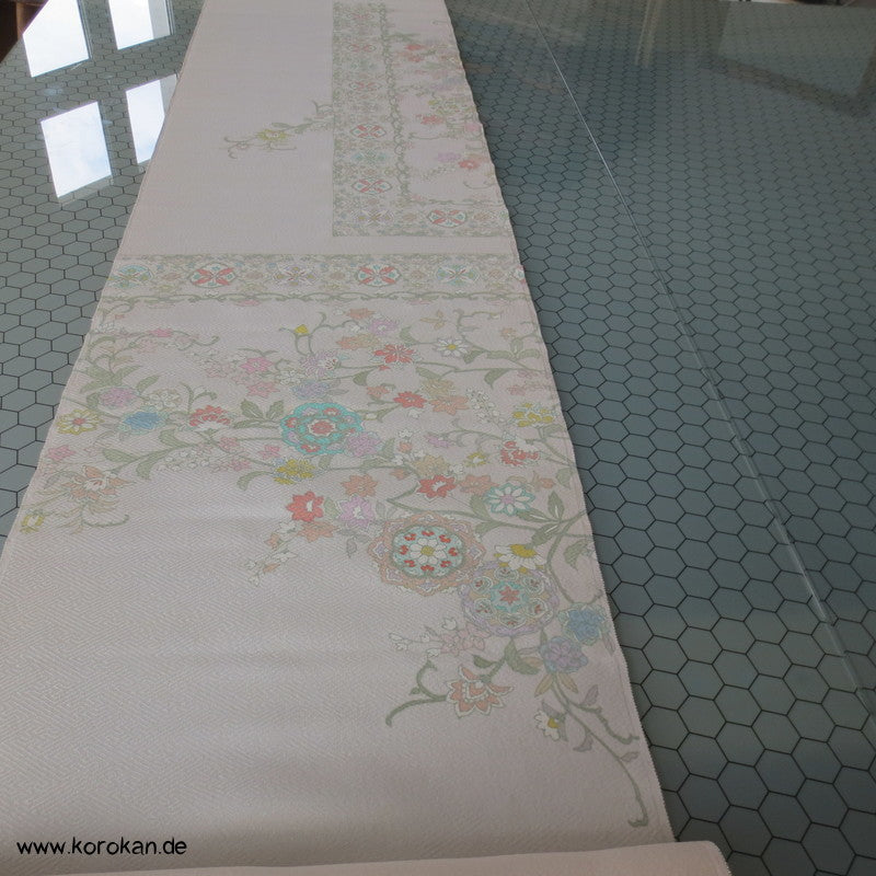 indisches Blumenmuster Bingata Tanmono, eingewebter Lurex