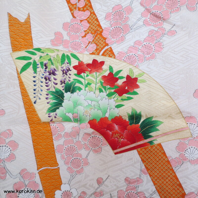 Shibori Fluß, Fächer mit Blüten, Bambusstäbe Furisode Sayagata Seidendamast Kimono