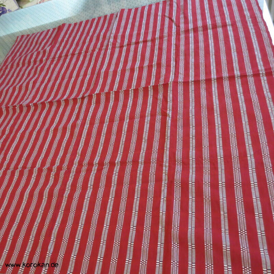Furoshiki, weinrot mit schwarz weißen Streifen - groß