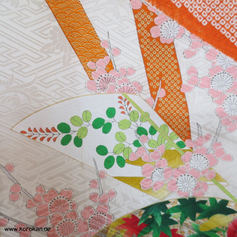 Shibori Fluß, Fächer mit Blüten, Bambusstäbe Furisode Sayagata Seidendamast Kimono
