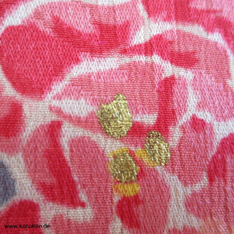 1950'er oder früher Rosen mit Goldakzenten Seidendamast Komon Kimono