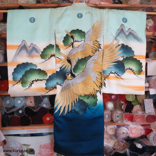 Furisode - Prachtkimono für kleine Jungen, gestickte Kraniche