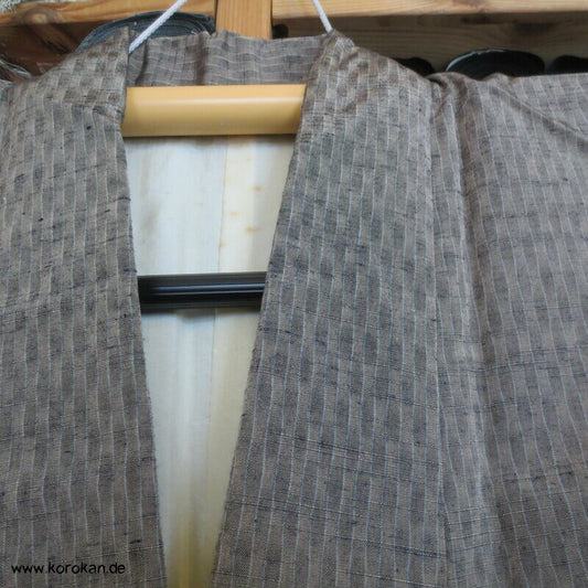 japanischer Tatewaku Wellenstreifen Tsumugi Seiden Kimono