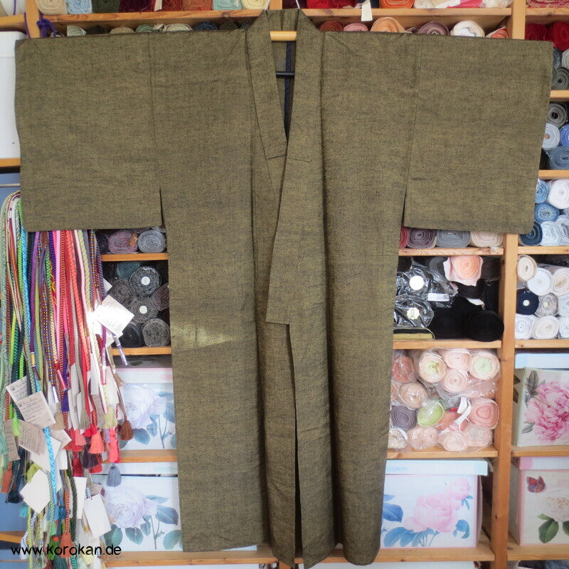 dunkler curry Tsumugi Seide Hitoe Kimono