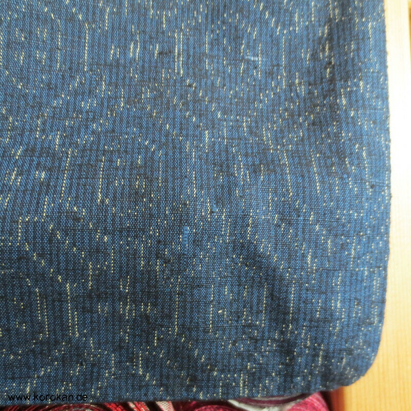 japanischer Kikko Sechseck Kasuri Tsumugi Seiden Kimono
