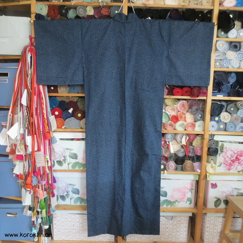 japanischer Kikko Sechseck Kasuri Tsumugi Seiden Kimono