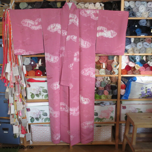 gewebte und Shibori Wolken Seidendamast Komon Kimono