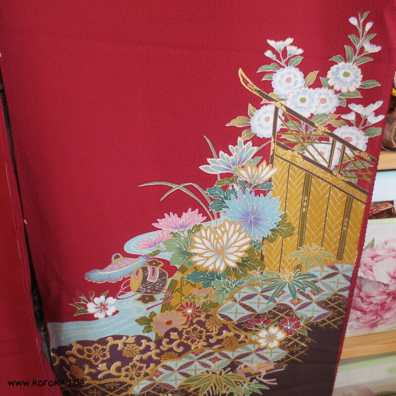 weinrot, klassische Muster Furisode, Seiden Karieba