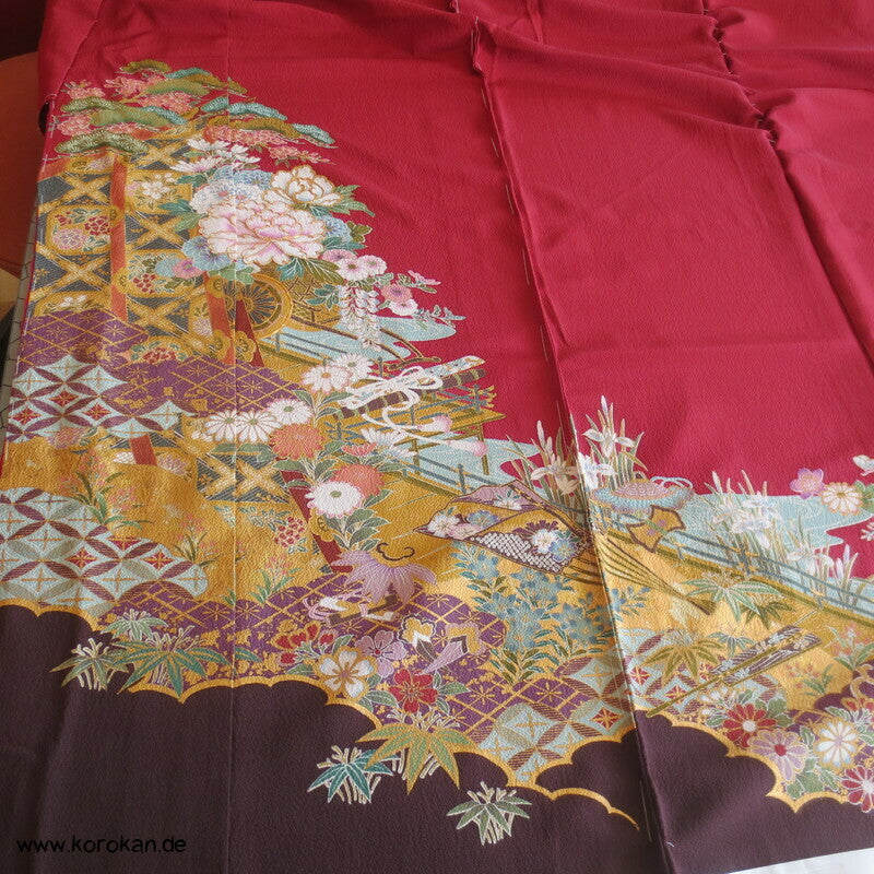 weinrot, klassische Muster Furisode, Seiden Karieba