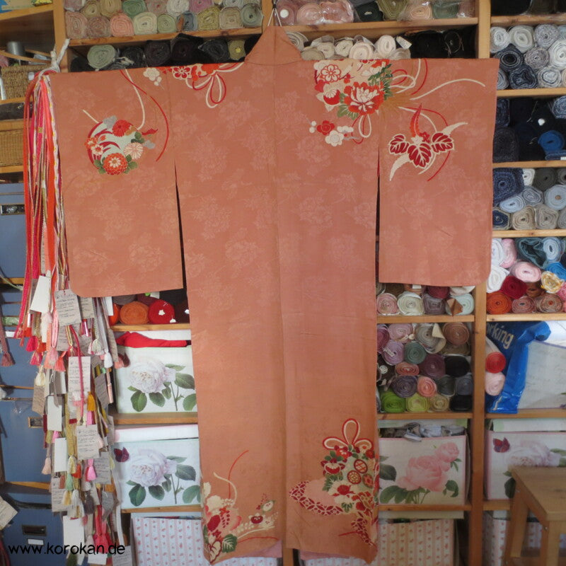 antiker Kusudama Blumenkugeln Homongi Seidendamast Kimono