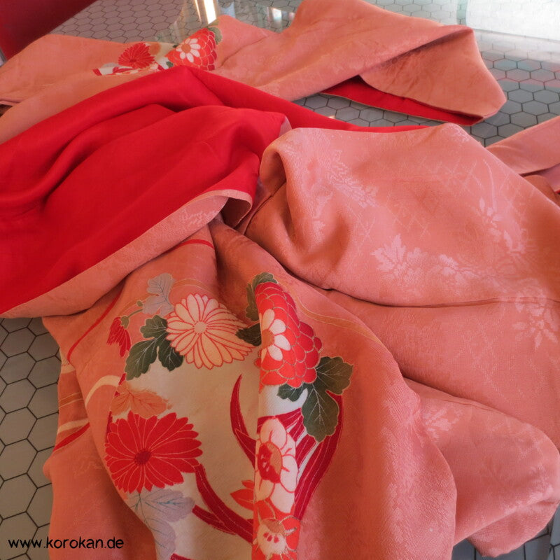 antiker Kusudama Blumenkugeln Homongi Seidendamast Kimono