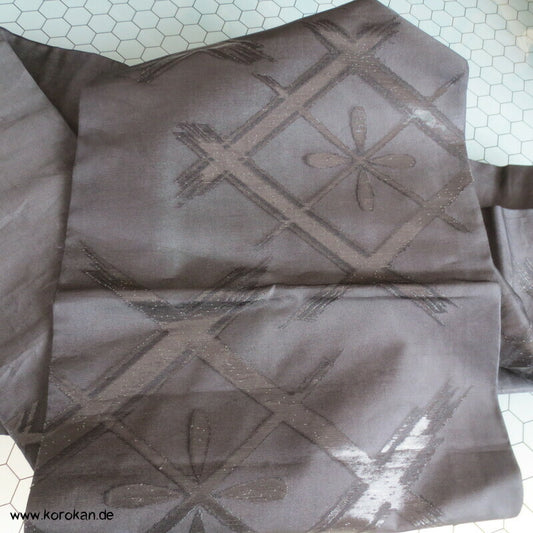 schwarzer Chuya Fukuro Obi, Igeta Gittermuster in Urushi Lack