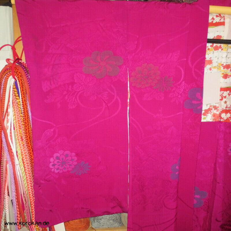 Urushi und Silber Seidenbrokat Ume Blüten antike Haori Kimono Jacke