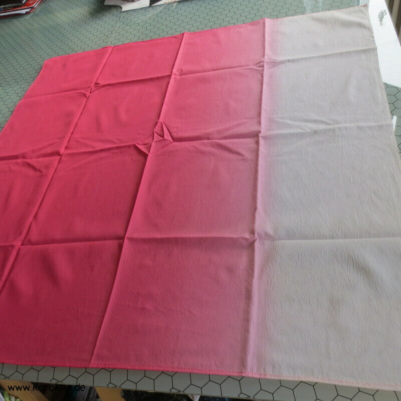 Furoshiki, Bokashi Farbverlauf von rosapink nach weiß