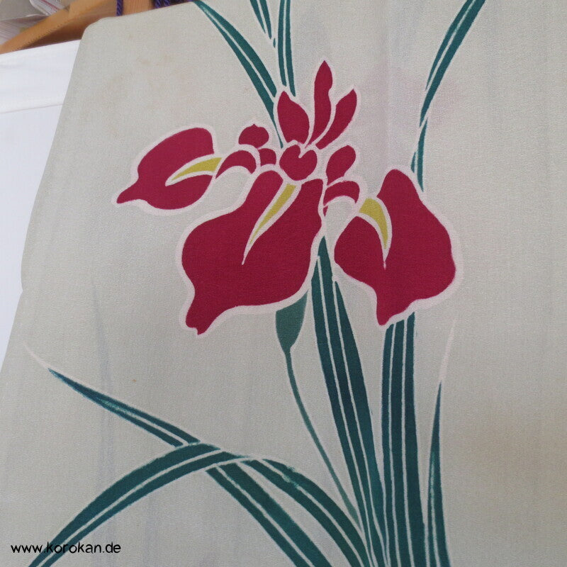 Seide Juban Unterkimono Iris auf kieselfarbenem Crepe