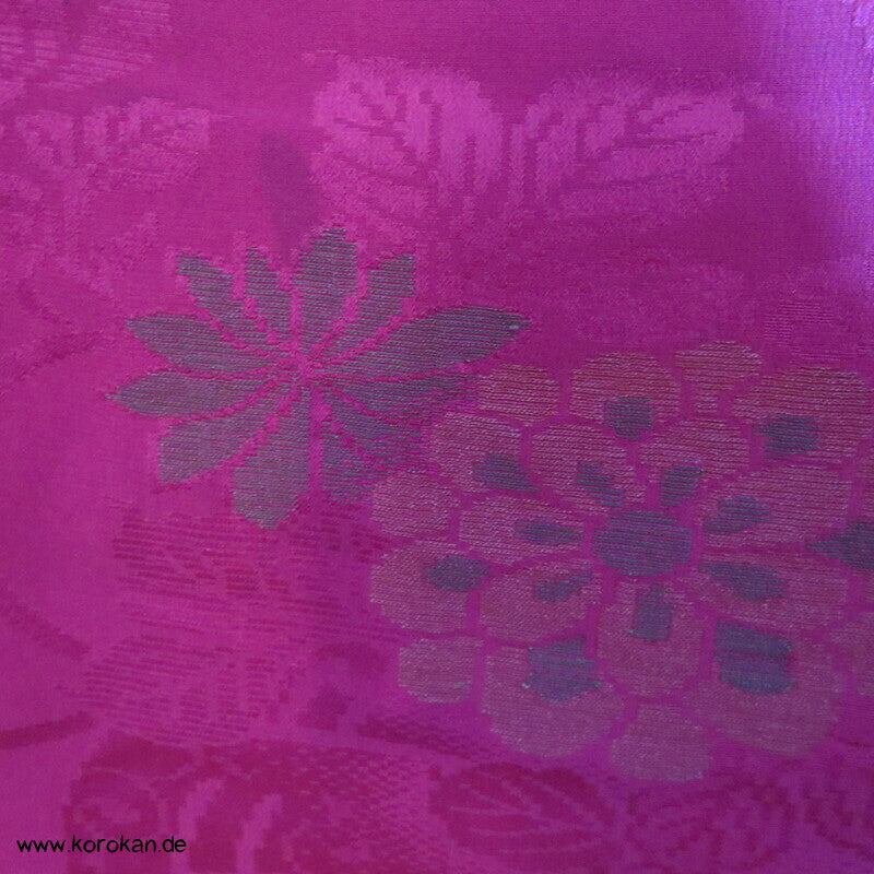 Urushi und Silber Seidenbrokat Ume Blüten antike Haori Kimono Jacke