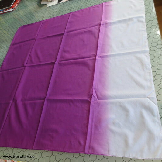 Furoshiki, Bokashi Farbverlauf lila nach weiß