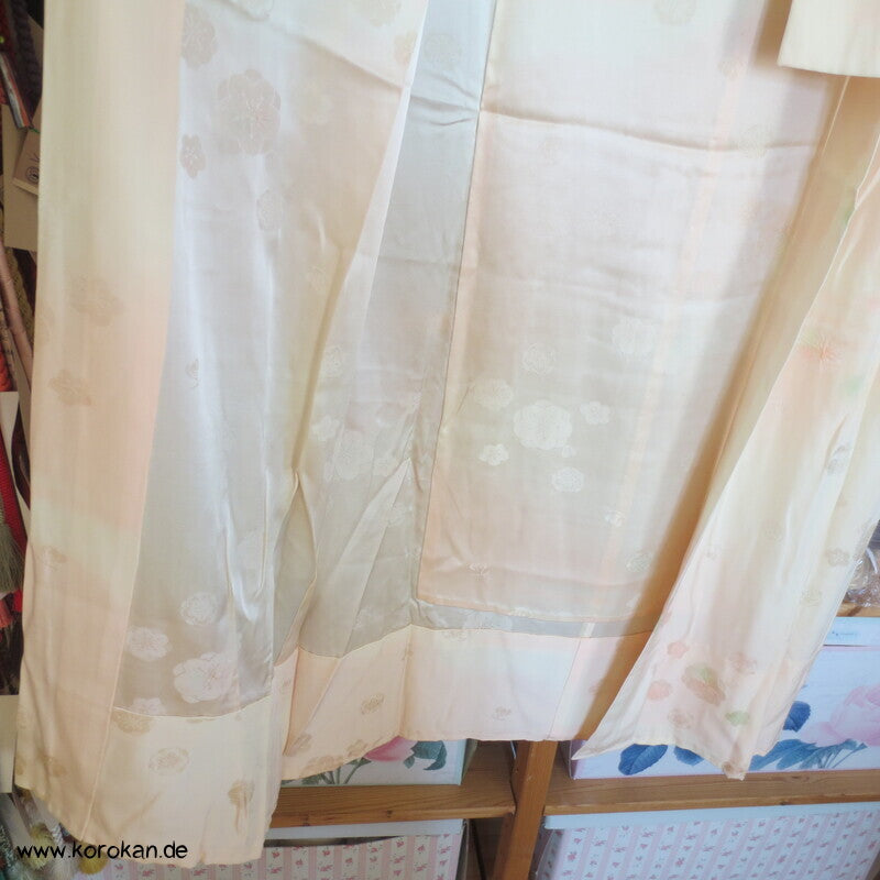 Ume Blüten Shibori Elemente Seidendamast Juban Unterkimono, wie neu