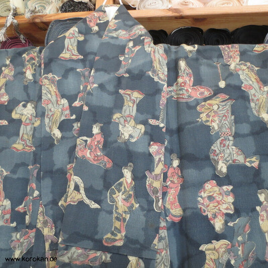 spielende Geishas Druck Tsumugiseiden Kimono